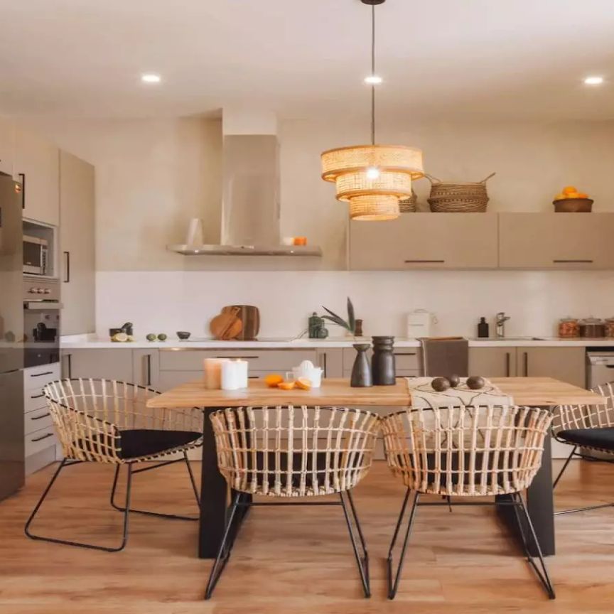 3-bedroom apartment for rent in L'Eixample - Photo 1