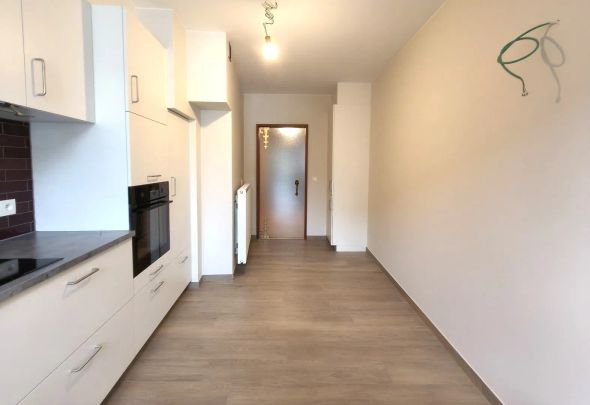 RIANT APPARTEMENT MET GROOT TERRAS EN 3 SLAAPKAMERS - Photo 1