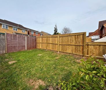2 bedroom end of terrace house to rent - Photo 5