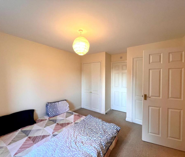 3 bedroom semi-detached house to rent - Photo 4