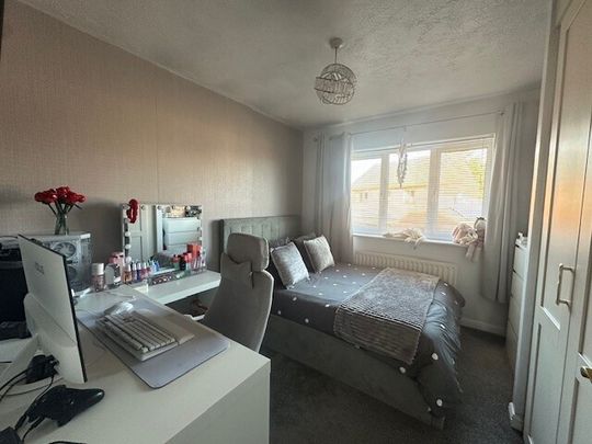 Beaulieu Drive, Stone Cross - Photo 1