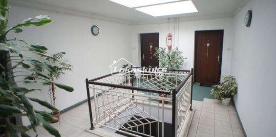 Kiadó átlagos állapotú lakás - Sopron - Fotó 3