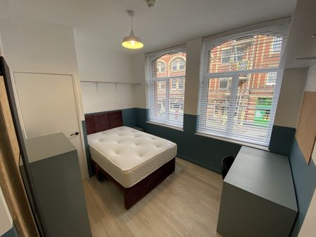 4 Bed Flat, Baldwin St, BS1 - Photo 4