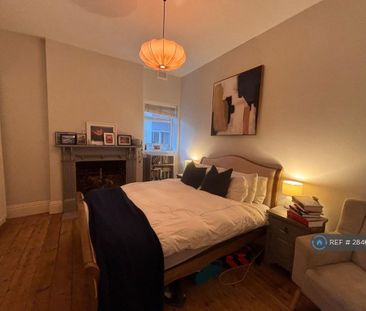 2 bedroom maisonette to rent - Photo 4
