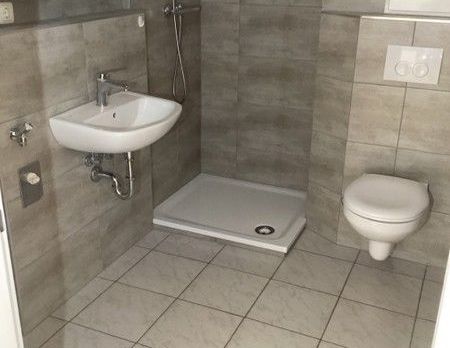 Tolle Dachgeschosswohnung ( WBS erforderlich ) - Foto 1