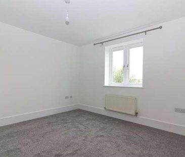 Broughton - A Prime Double Bedroom Apartment Overlooking Brook And ... - Photo 3