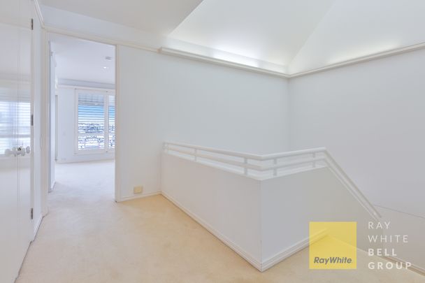 4630 The Parkway, Sanctuary Cove QLD 4212 - House For Rent | Domain - Photo 1