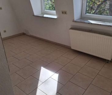 Tolle 3-Zimmer-Dachgeschosswohnung in der Weimarer Innenstadt! - Foto 5