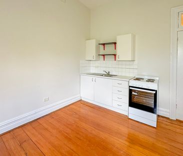 5/75 Probert Street, Newtown, NSW 2042 - Photo 2