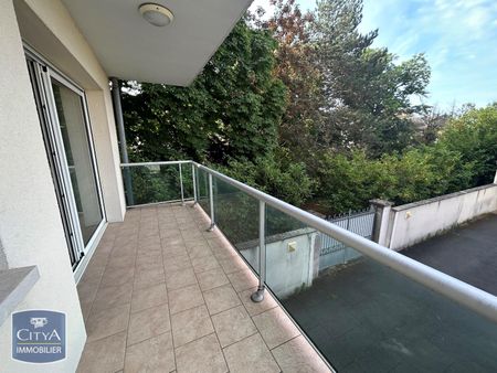 Location Appartement 3 pièces 68m² CHATEAUROUX 36000 - Photo 4