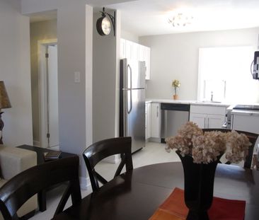 For Lease - 597 Curzon Avenue Unit# Main & Lower, Mississauga, Ontario - Photo 2