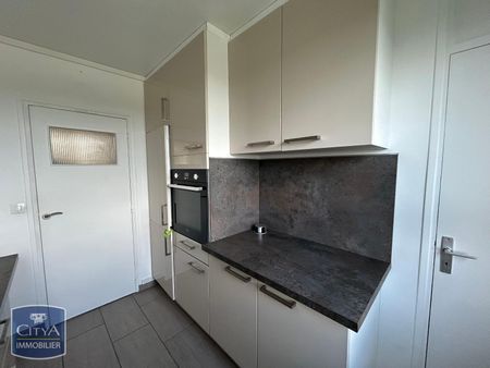 Location Appartement 3 pièces 69m² ALENCON 61000 - Photo 2