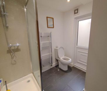 1 bedroom flat to rent - Photo 6