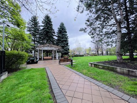 For Lease - 18 Hillcrest Avenue Unit# 407, Toronto, Ontario - Photo 5