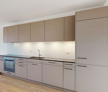 Traumhafte 3.5-Zimmerwohnung mit Loggia und Panoramablick - Photo 1
