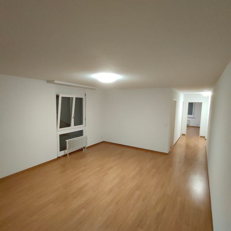 2 Zimmer, 69 m², 1. Stock - Foto 1