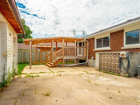 For Lease - 7160 Waters Avenue Unit# LOWER, Niagara Falls, Ontario - Photo 4