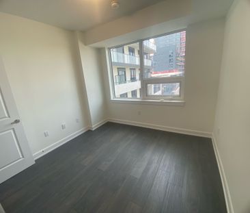 For Lease - 3200 William Coltson Avenue Unit# 902, Oakville, Ontario - Photo 2