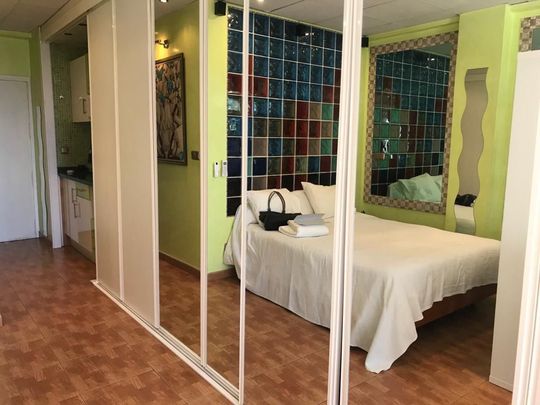 Estudio de alquiler en Los Nidos, 1, La Carihuela - Los Nidos - Photo 1