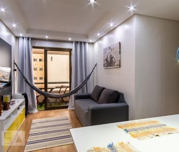 Apartamento para alugar com 60m², 3 quartos e 1 vaga - Foto 1