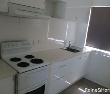2 BEDROOM UNIT WITH OCEAN VIEWS IN SOUTH GLADSTONE - Photo 1