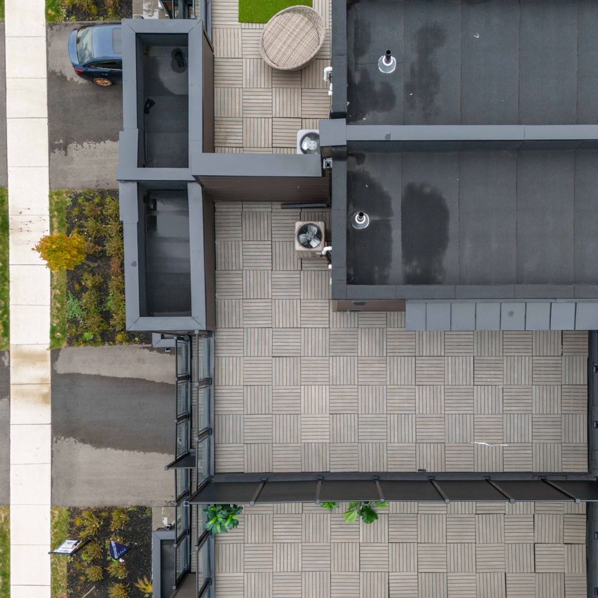 For Lease - 146 Elgin Street, Orillia, Ontario - Photo 1