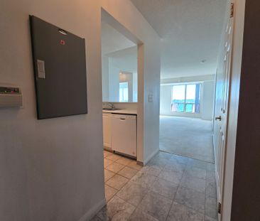For Lease - 1 Lee Centre Drive Unit# 2206, Toronto, Ontario - Photo 2