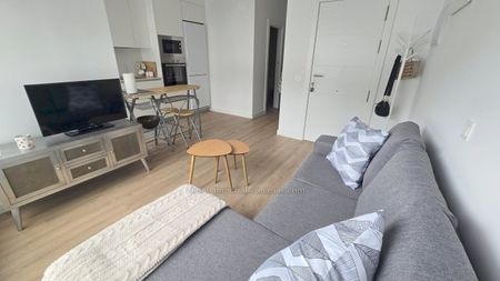 Moderno apartamento a estrenar en pleno centro con patio interior - alquiler temporadas - Photo 3