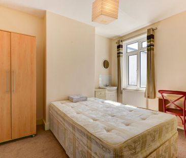 6 bedroom house to rent - Photo 5