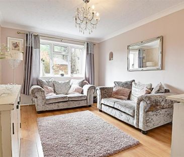 3 bedroom end of terrace house to rent - Photo 1