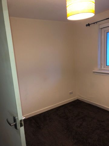 1 Bed Flat, Alan Breck Gardens, EH4 - Photo 5