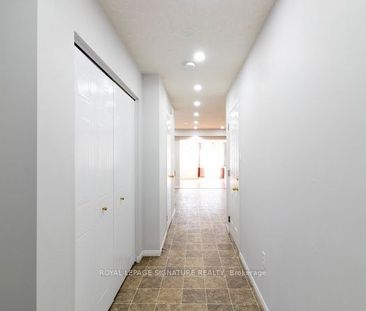 Townhouse For Lease | X8138404 - Photo 6