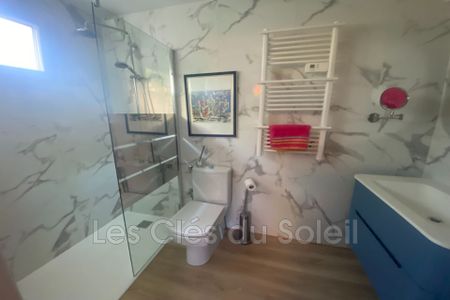 Location Appartement 2 pièces 46m² HYERES 83400 - Photo 5
