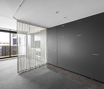 Stylish Studio Living in the Heart of South Yarra - Photo 4