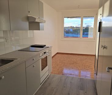 3.5 Zimmer-Wohnung im 3. Stock in Schmitten - Photo 2