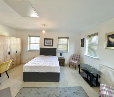 2 bedroom townhouse to rent - Photo 3