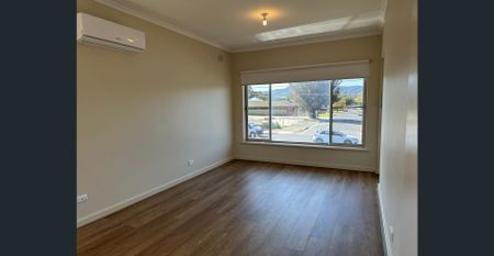 Charming Upstairs Unit for Lease - Photo 2