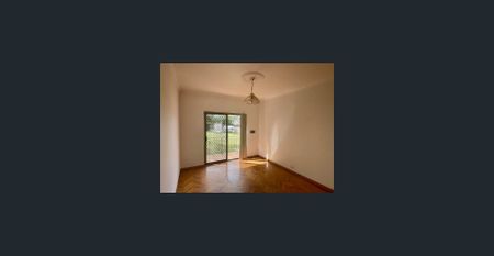 Extra Spacious 3-Bedroom + Study Home in Peakhurst / Riverwood area - Photo 4