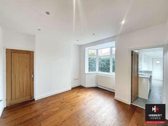 Grove Lane, Hale, WA15 - Photo 1