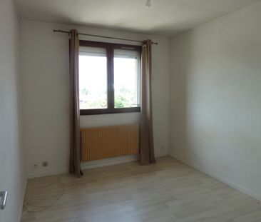 Location Appartement 3 pièces 59m² VAUJOURS 93410 - Photo 1