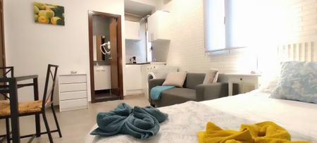 Calle de Barcelona, Madrid, Community of Madrid 28012 - Photo 5