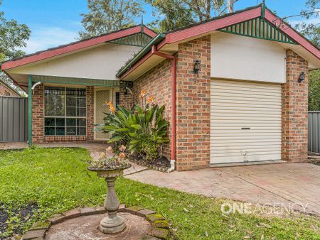 SPACIOUS 4-BEDROOM HOME WITH ENTERTAINERS DECK - Photo 5