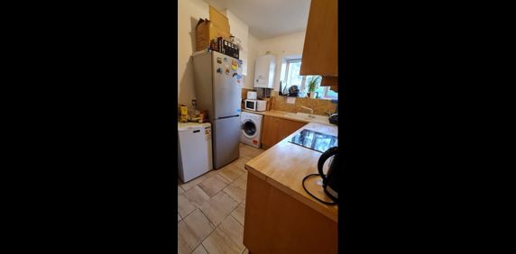 Room in a Shared Flat, Mallet House, SW15 - Photo 2