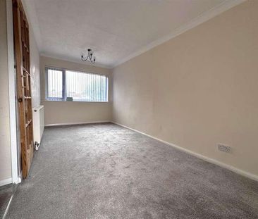 Davenport Close, Gosport, PO13 - Photo 6