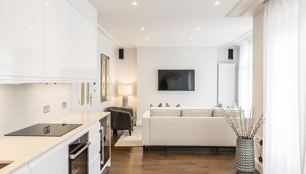 3 bedroom apartment to rent - Photo 1