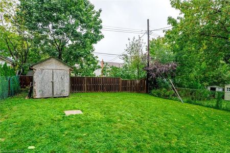 For Lease - 650 Stormont Street Unit# Upper, Peterborough, Ontario - Photo 4