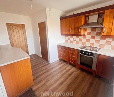 3 bedroom terraced house to rent - Photo 2