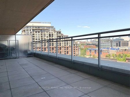 Zip Condos and Lofts , #610 - Photo 5