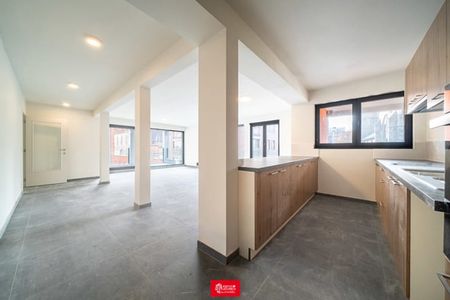 Appartement te huur - Foto 2