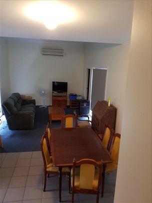 Oakleigh East - Photo 1